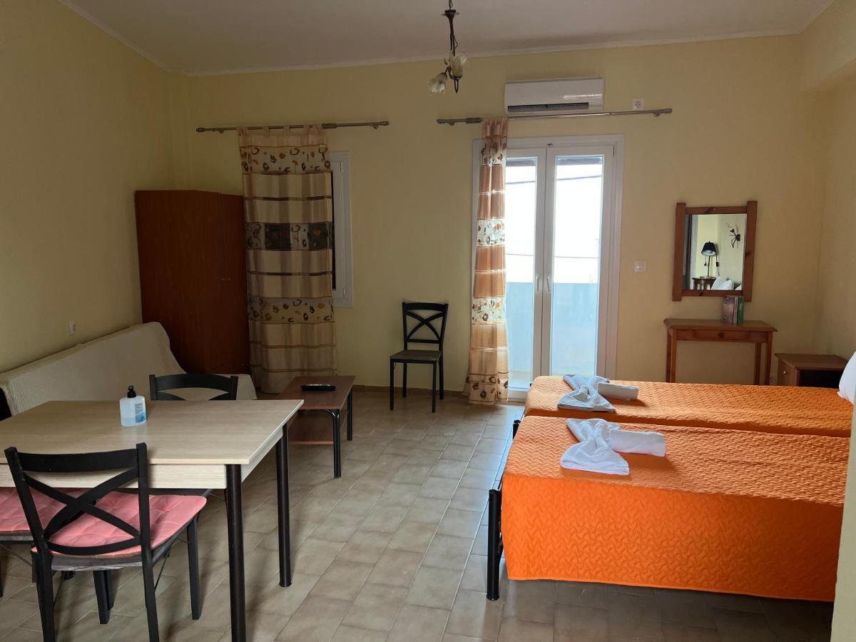 Votsalo Pool Apts Калами Екстериор снимка